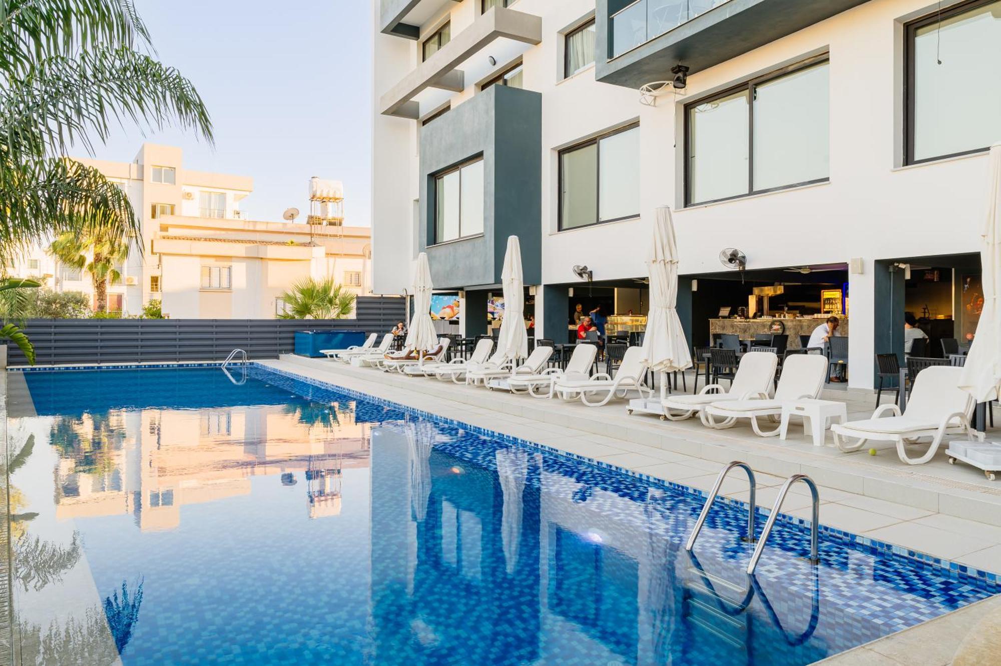 Royal Palace Hotel Nicosia Exterior photo